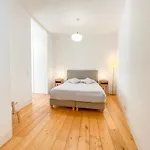 Arsenal 108, Design - New Light Downtown Chiado And River *