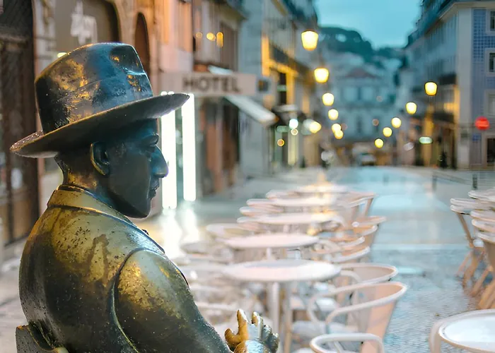 Arsenal 108, Design - New Light Downtown Chiado And River شقة
