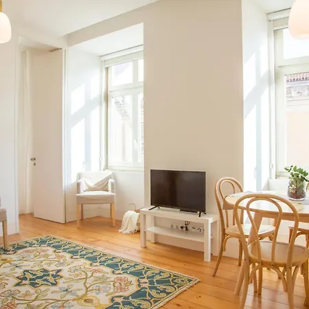 Apartment Arsenal 108, Design - New Light Downtown Chiado And River Lisbon