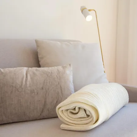 Arsenal 108, Design - New Light Downtown Chiado And River リスボン