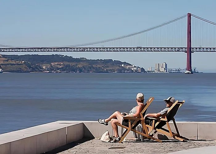 Apartman Arsenal 108, Design - New Light Downtown Chiado And River Lisboa