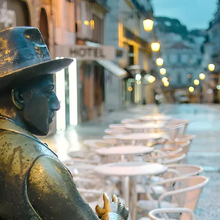 Arsenal 108, Design - New Light Downtown Chiado And River Διαμέρισμα