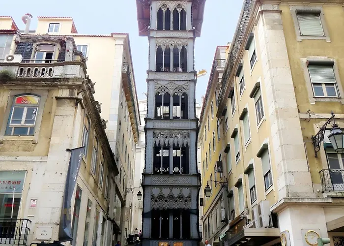 Arsenal 108, Design - New Light Downtown Chiado And River *